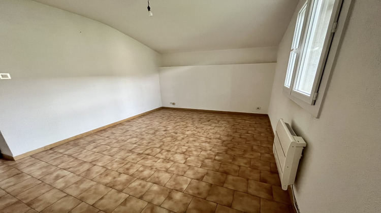 Ma-Cabane - Location Appartement SAINT-GERVASY, 73 m²