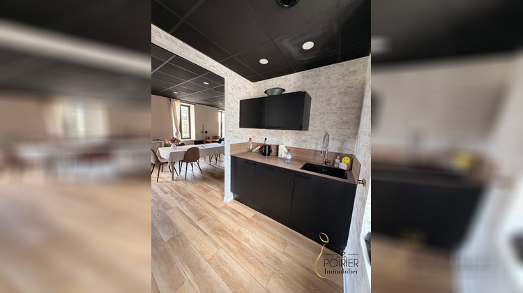 Ma-Cabane - Location Appartement Saint-Glen, 101 m²