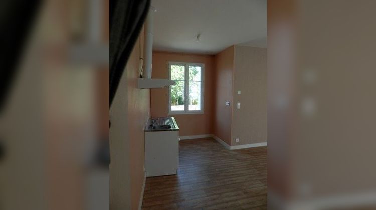 Ma-Cabane - Location Appartement SAINT-HILAIRE-DU-HARCOUET, 48 m²