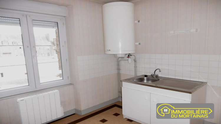 Ma-Cabane - Location Appartement Saint-Hilaire-du-Harcouët, 44 m²