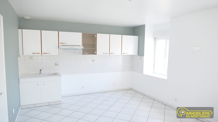 Ma-Cabane - Location Appartement Saint-Hilaire-du-Harcouët, 32 m²