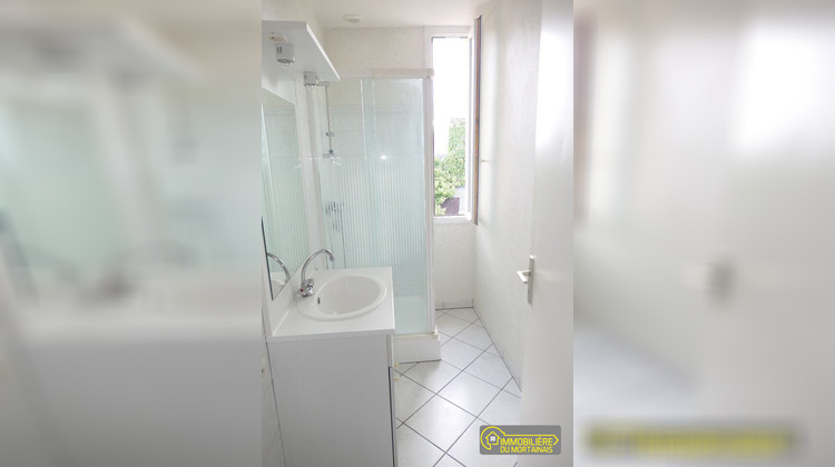 Ma-Cabane - Location Appartement Saint-Hilaire-du-Harcouët, 32 m²