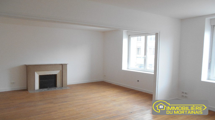 Ma-Cabane - Location Appartement Saint-Hilaire-du-Harcouët, 64 m²