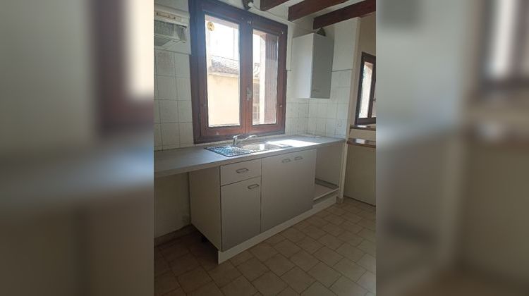 Ma-Cabane - Location Appartement SAINT-HIPPOLYTE, 59 m²