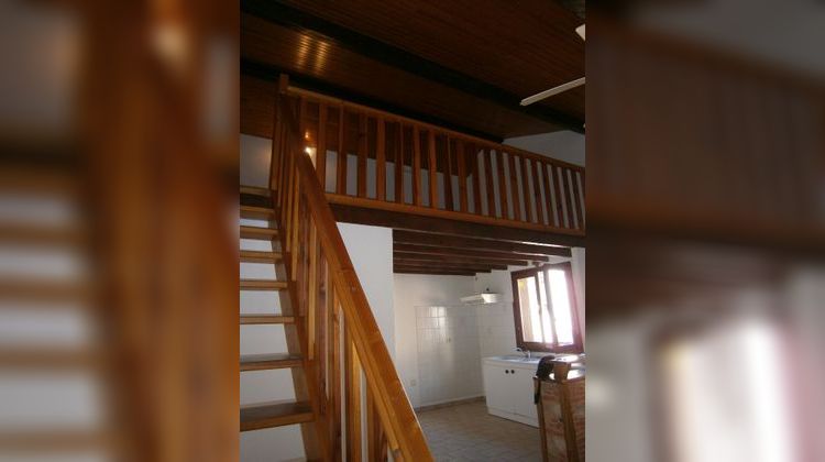 Ma-Cabane - Location Appartement SAINT-HIPPOLYTE, 59 m²