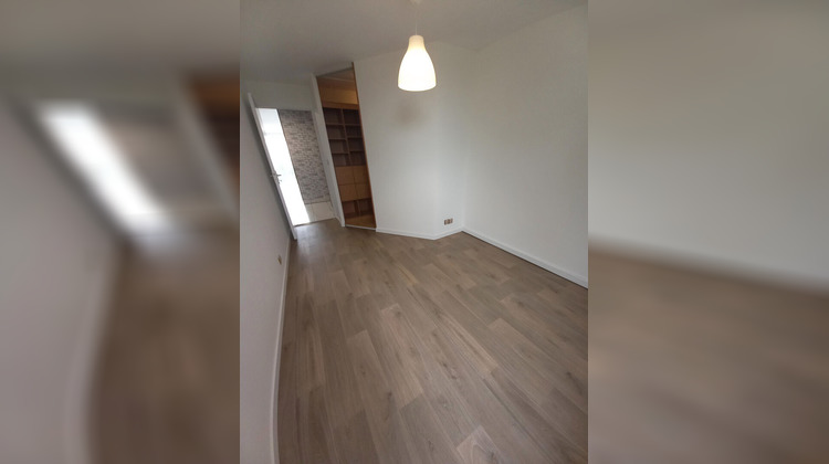 Ma-Cabane - Location Appartement SAINT-JACQUES-DE-LA-LANDE, 98 m²