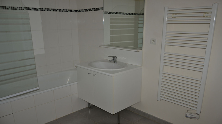Ma-Cabane - Location Appartement SAINT-JACQUES-DE-LA-LANDE, 66 m²