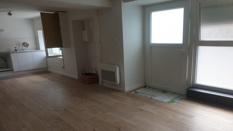 Ma-Cabane - Location Appartement Saint-Jean-Bonnefonds, 40 m²