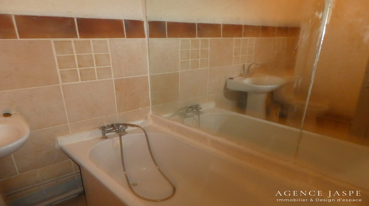 Ma-Cabane - Location Appartement Saint-Jean-Bonnefonds, 55 m²