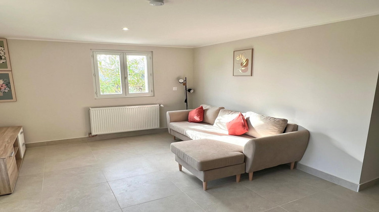 Ma-Cabane - Location Appartement Saint-Jean-d'Angely, 62 m²