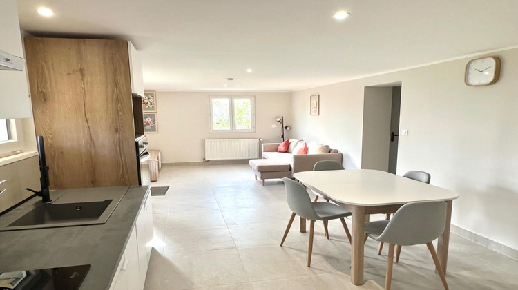 Ma-Cabane - Location Appartement Saint-Jean-d'Angely, 62 m²