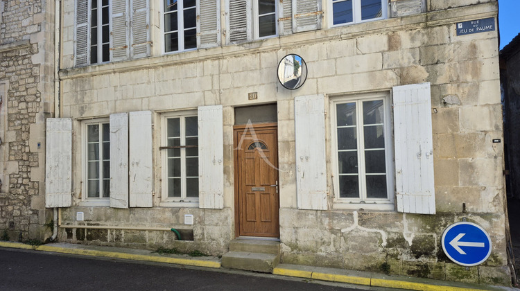Ma-Cabane - Location Appartement SAINT-JEAN-D'ANGELY, 32 m²