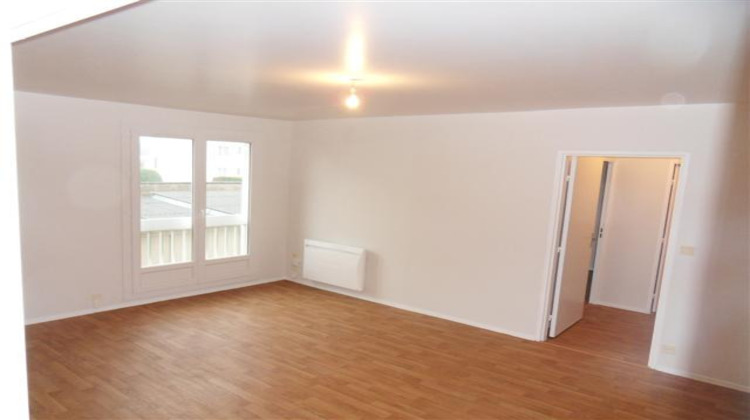 Ma-Cabane - Location Appartement SAINT-JEAN-DE-BRAYE, 50 m²