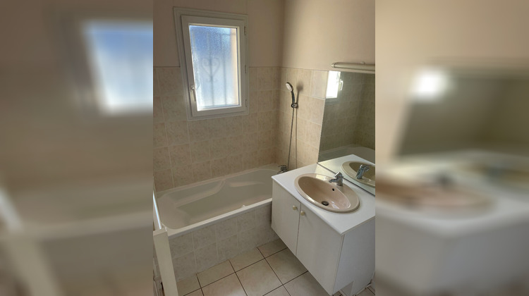 Ma-Cabane - Location Appartement SAINT-JEAN-DE-BRAYE, 46 m²