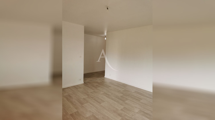 Ma-Cabane - Location Appartement SAINT-JEAN-DE-BRAYE, 51 m²