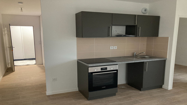 Ma-Cabane - Location Appartement SAINT-JEAN-DE-BRAYE, 53 m²