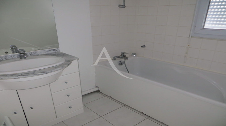 Ma-Cabane - Location Appartement SAINT-JEAN-DE-BRAYE, 71 m²