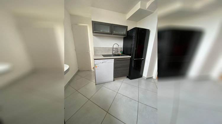 Ma-Cabane - Location Appartement SAINT-JEAN-DE-LA-RUELLE, 81 m²