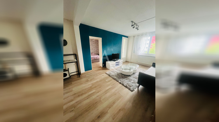 Ma-Cabane - Location Appartement SAINT-JEAN-DE-LA-RUELLE, 52 m²
