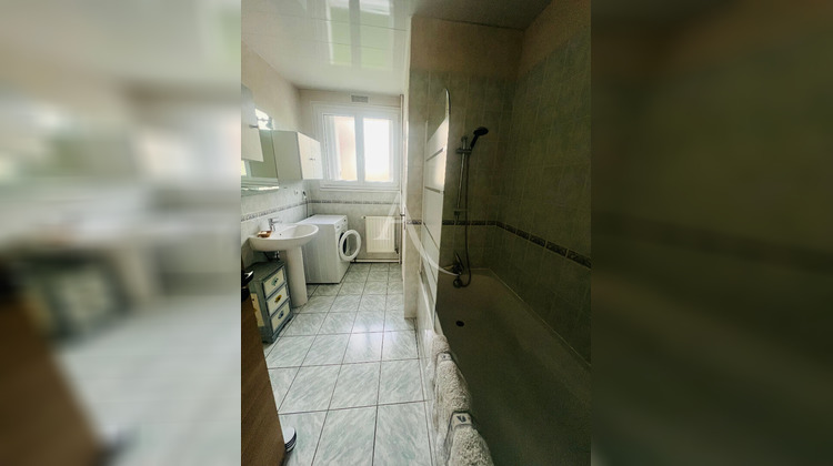 Ma-Cabane - Location Appartement SAINT-JEAN-DE-LA-RUELLE, 52 m²