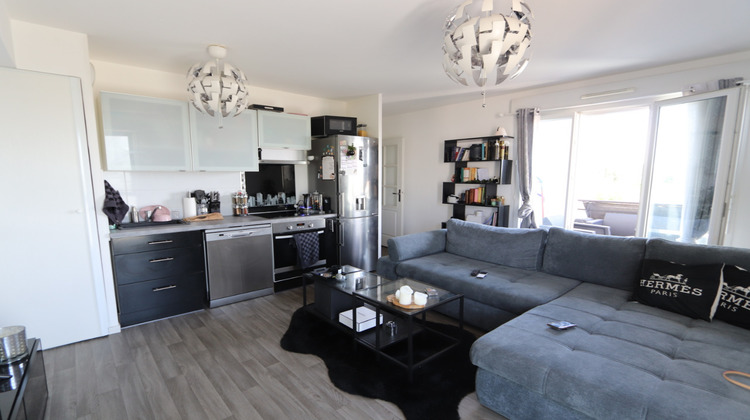 Ma-Cabane - Location Appartement SAINT-JEAN-DE-LA-RUELLE, 42 m²
