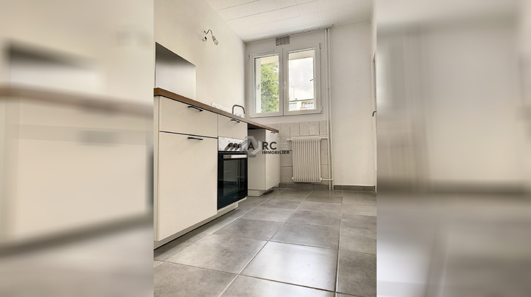 Ma-Cabane - Location Appartement Saint-Jean-de-la-Ruelle, 55 m²