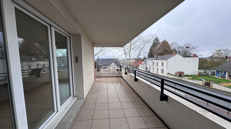 Ma-Cabane - Location Appartement SAINT-JEAN-DE-LA-RUELLE, 70 m²