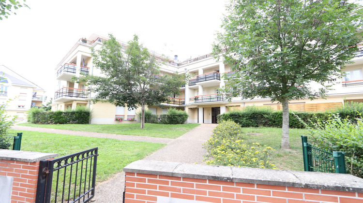 Ma-Cabane - Location Appartement SAINT-JEAN-DE-LA-RUELLE, 64 m²