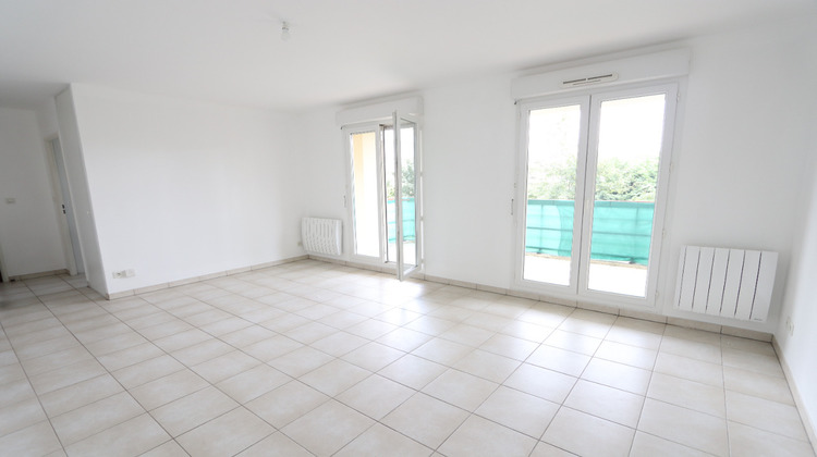 Ma-Cabane - Location Appartement SAINT-JEAN-DE-LA-RUELLE, 64 m²