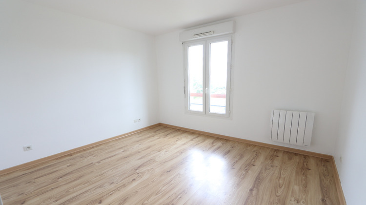 Ma-Cabane - Location Appartement SAINT-JEAN-DE-LA-RUELLE, 64 m²