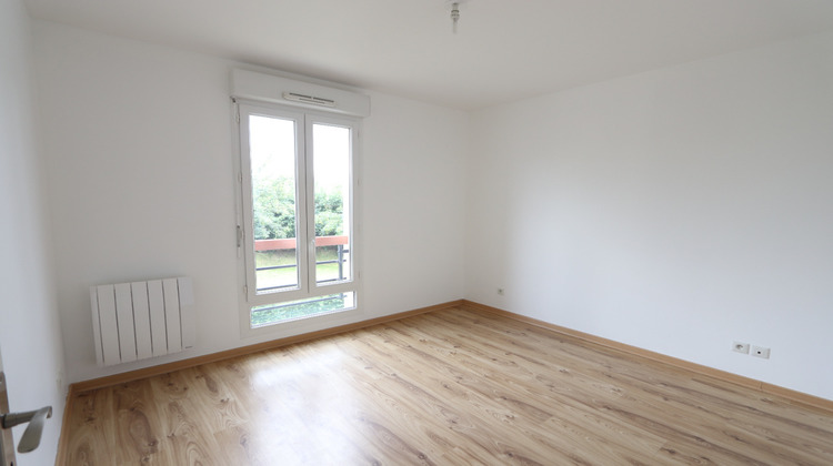 Ma-Cabane - Location Appartement SAINT-JEAN-DE-LA-RUELLE, 64 m²