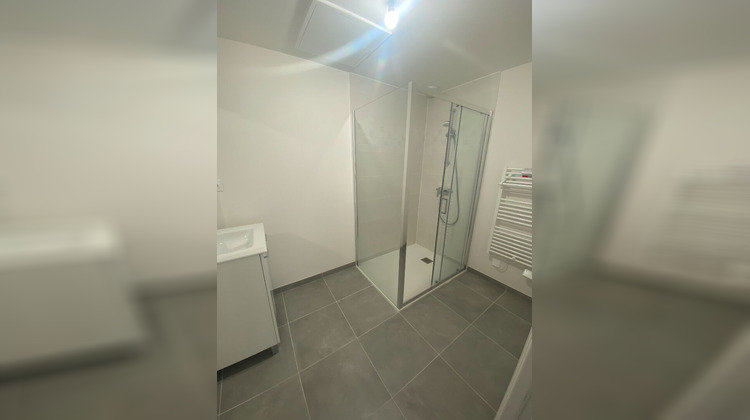 Ma-Cabane - Location Appartement SAINT-JEAN-DE-LA-RUELLE, 69 m²