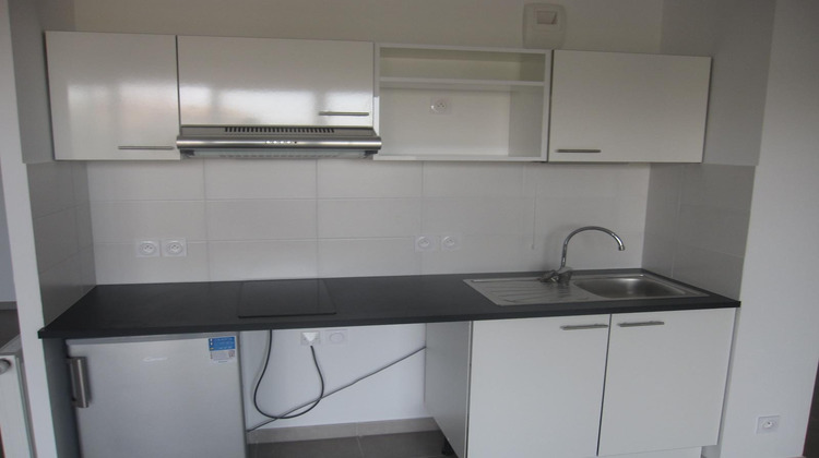 Ma-Cabane - Location Appartement SAINT-JEAN-DE-VEDAS, 39 m²
