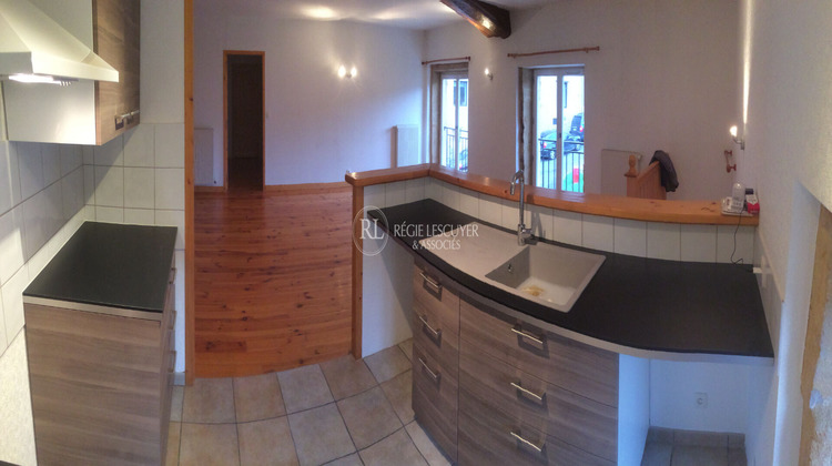 Ma-Cabane - Location Appartement SAINT-JEAN-DES-VIGNES, 70 m²