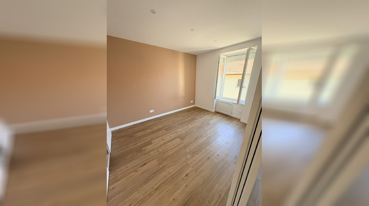 Ma-Cabane - Location Appartement Saint-Jean-en-Royans, 48 m²