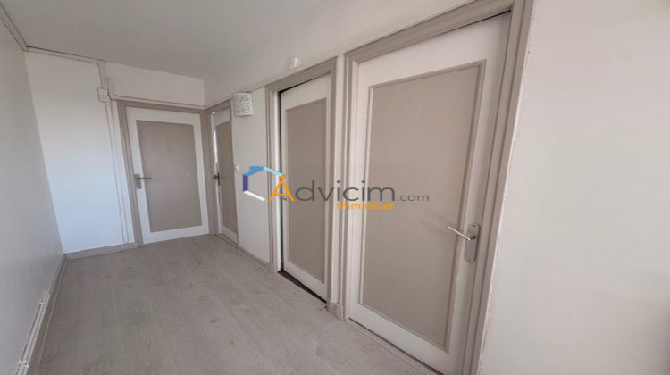 Ma-Cabane - Location Appartement Saint-Jean-le-Blanc, 57 m²