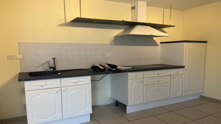 Ma-Cabane - Location Appartement Saint-Jean-sur-Mayenne, 48 m²