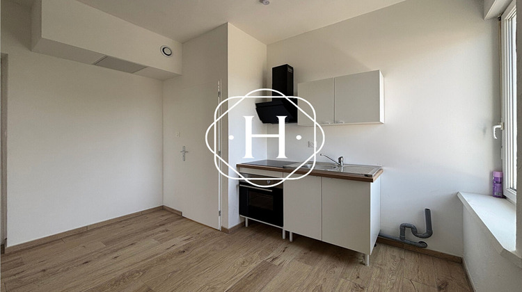Ma-Cabane - Location Appartement SAINT-JEAN-SUR-REYSSOUZE, 37 m²
