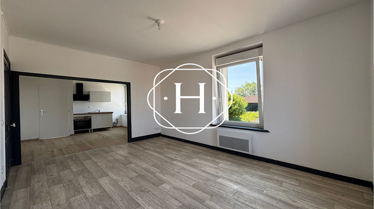 Ma-Cabane - Location Appartement SAINT-JEAN-SUR-REYSSOUZE, 37 m²