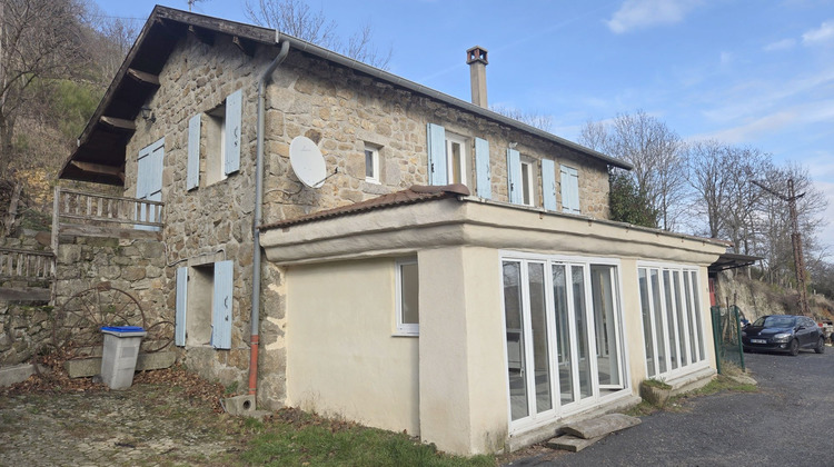 Ma-Cabane - Location Appartement Saint-Jeure-d'Andaure, 57 m²