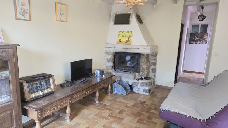 Ma-Cabane - Location Appartement Saint-Jeure-d'Andaure, 57 m²