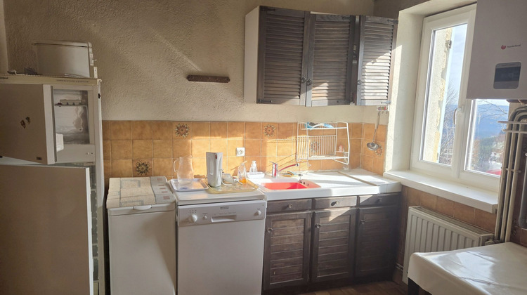 Ma-Cabane - Location Appartement Saint-Jeure-d'Andaure, 57 m²