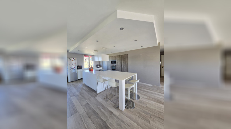 Ma-Cabane - Location Appartement SAINT-JULIEN-EN-GENEVOIS, 220 m²