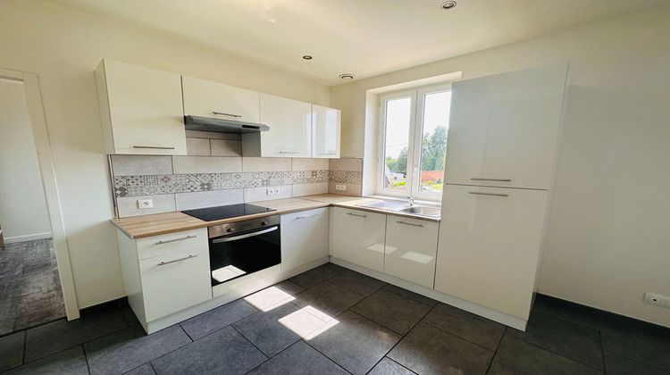 Ma-Cabane - Location Appartement SAINT-JUST-EN-CHAUSSEE, 46 m²