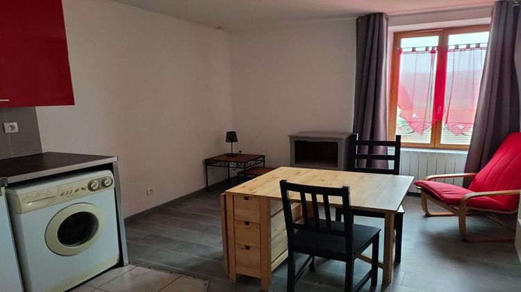 Ma-Cabane - Location Appartement SAINT JUST EN CHEVALET, 25 m²