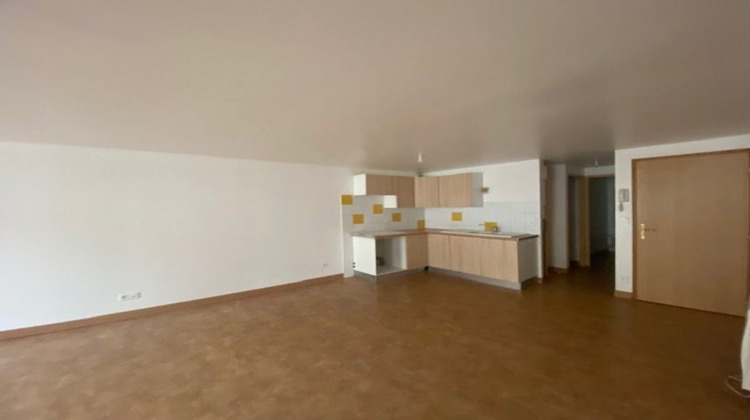 Ma-Cabane - Location Appartement Saint-Just-la-Pendue, 72 m²