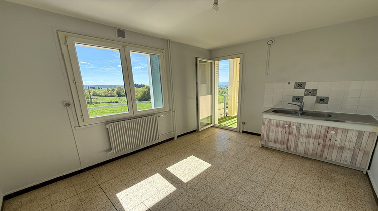 Ma-Cabane - Location Appartement SAINT-JUST-LA-PENDUE, 88 m²
