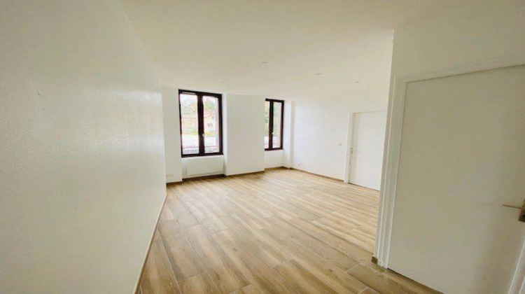 Ma-Cabane - Location Appartement Saint-Just-Saint-Rambert, 47 m²