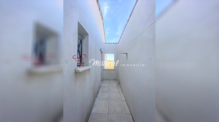 Ma-Cabane - Location Appartement Saint-Laurent-d'Aigouze, 28 m²