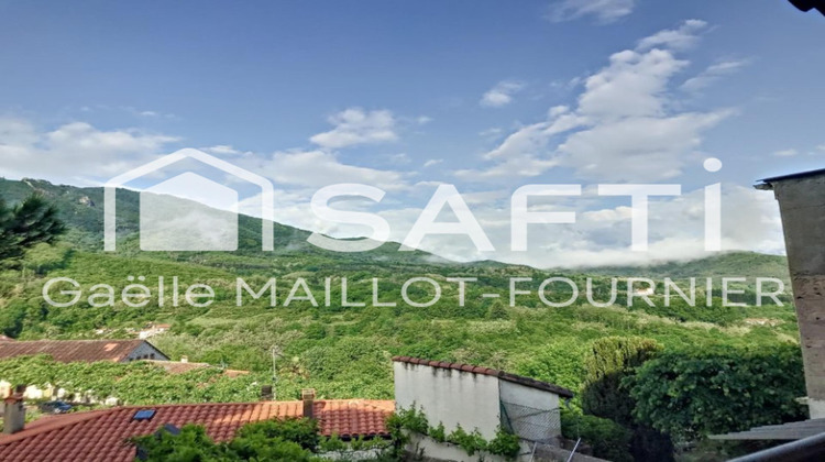 Ma-Cabane - Location Appartement Saint-Laurent-de-Cerdans, 40 m²